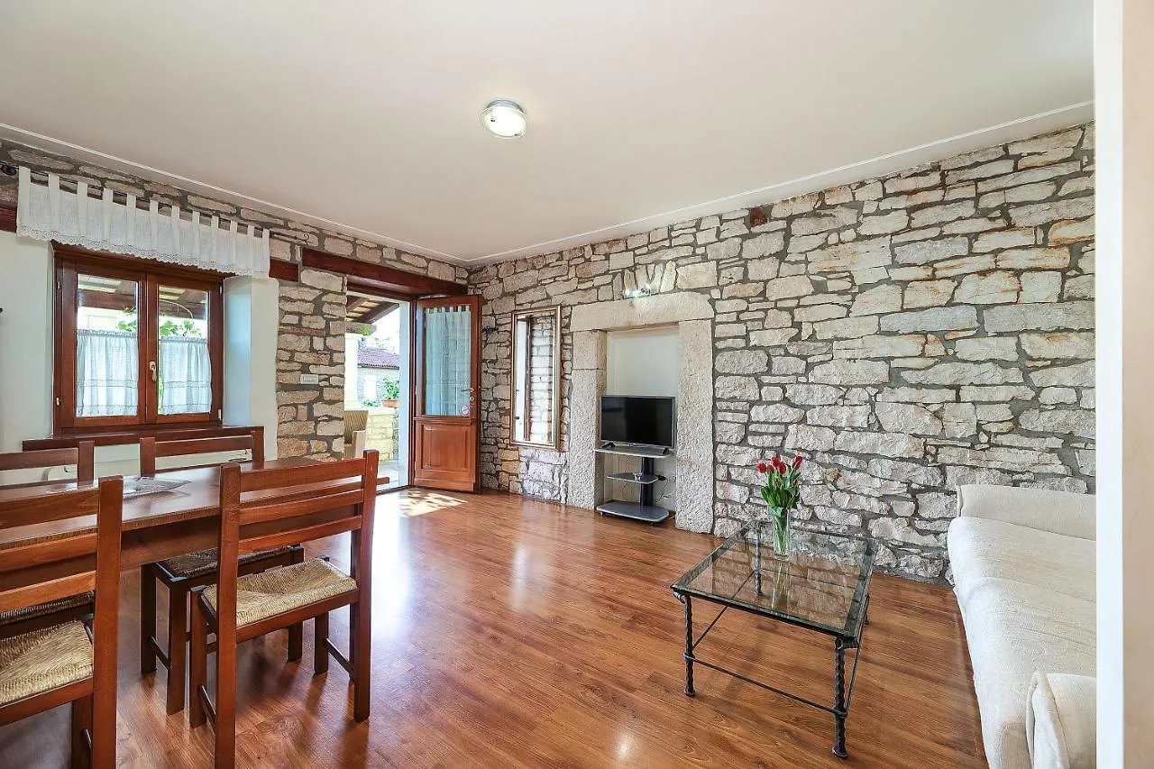 Casa Rustica Dva Baladura Apartments Kanfanar